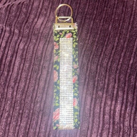 Frazeshop Accessories - Frayed Rhinestone Wristlet Keychain